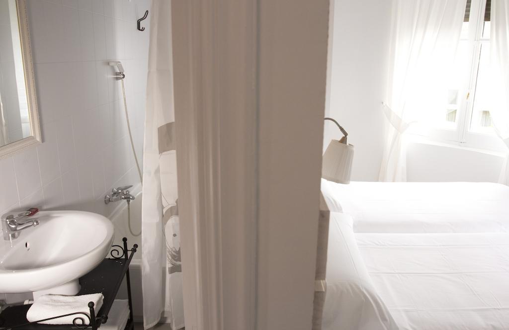 Hostal Monjes Peregrinos Burgo Δωμάτιο φωτογραφία